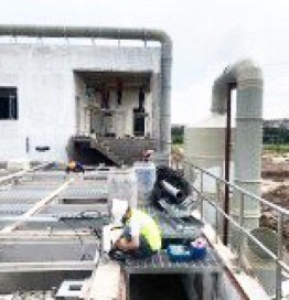 Lắp đặt tháp hấp thụ hơi nhà máy xử lý nước thải Vingroup Tây Mỗ- Hà Nội