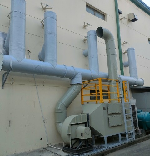 Hệ thống hấp thụ than hoạt tính bằng nhựa PP. Công suất 8.000 m3/h và công suất 5.000m3/h.